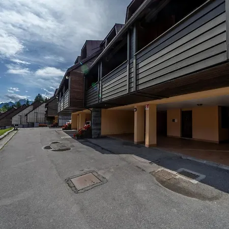 Da Crispe - 550 M Far From The Golf Club Apartment Tarvisio