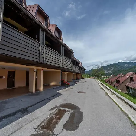 Da Crispe - 550 M Far From The Golf Club Apartment Tarvisio